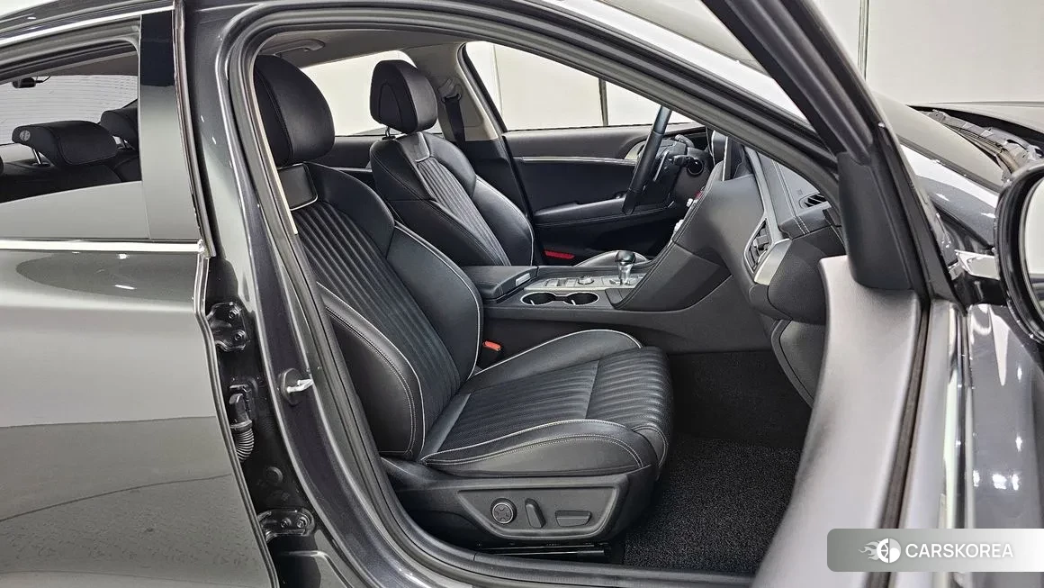 Genesis G70 id 2188223 из Кореи 20