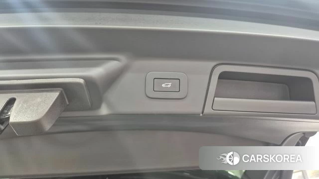 Land Rover Range Rover Velar id 5031019 из Кореи 13