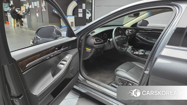 Genesis G90 id 4543215 из Кореи 30