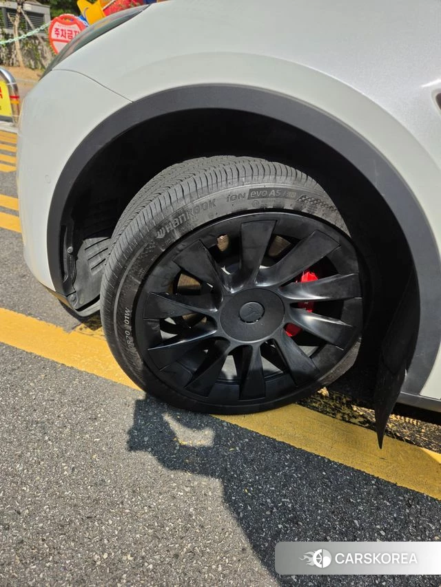 Tesla Model Y id 4929914 из Кореи 16