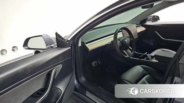 Tesla Model 3 id 4872905 из Кореи 36