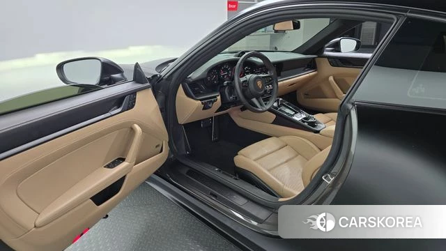 Porsche 911(992) id 5021102 из Кореи 20