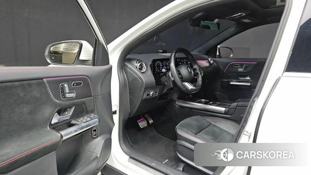 Mercedes-Benz GLA - Class H247 id 4964882 из Кореи 32