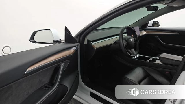 Tesla Model 3 id 5040468 из Кореи 32