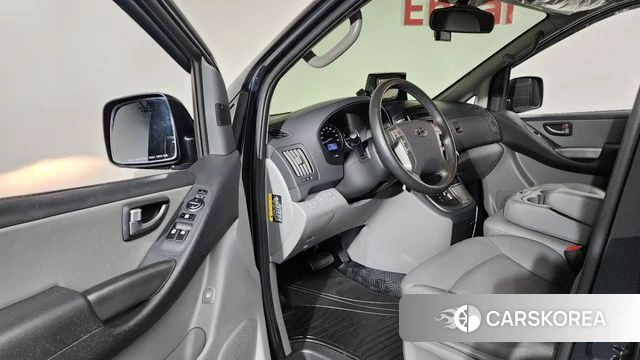 Hyundai The New Grand Starex id 4750792 из Кореи 29