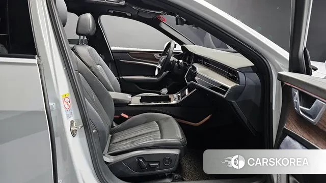 Audi A6 (C8) id 3378516 из Кореи 20