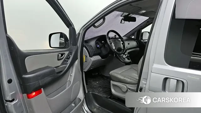 Hyundai The New Grand Starex id 2249744 из Кореи 20