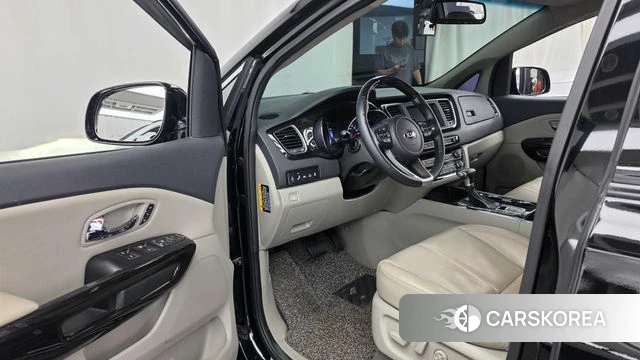 Kia The New Carnival id 5028797 из Кореи 36