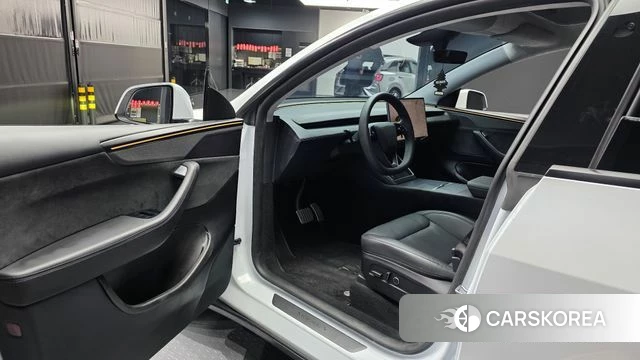 Tesla Model Y id 4897810 из Кореи 34