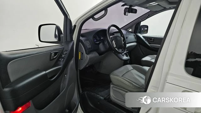 Hyundai The New Grand Starex id 4978035 из Кореи 20