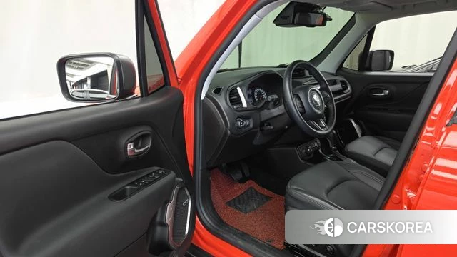 Jeep Renegade id 4936715 из Кореи 33