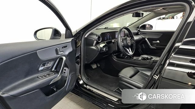 Mercedes-Benz A-Class W177 id 4943653 из Кореи 32
