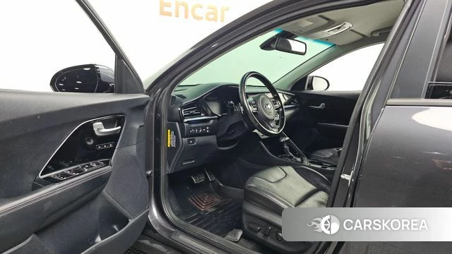 Kia The New Niro id 5028769 из Кореи 31