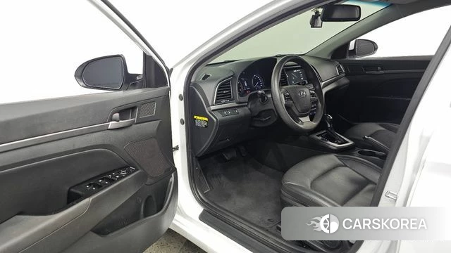 Hyundai Avante AD id 4960553 из Кореи 20