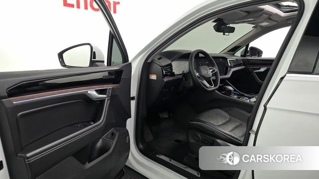 Volkswagen Touareg 3rd generation id 4957460 из Кореи 37