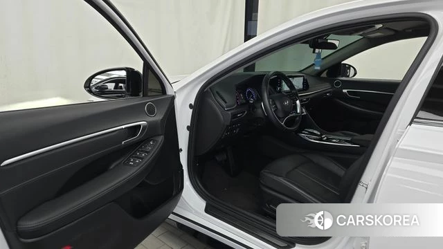 Hyundai Sonata (DN8) id 5003396 из Кореи 32