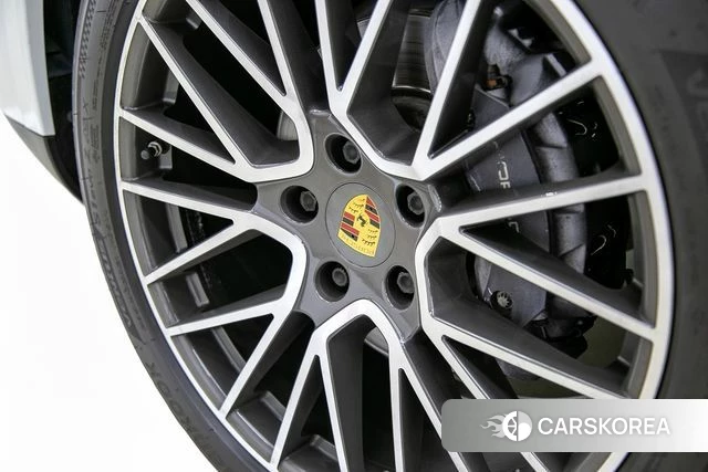 Porsche Cayenne (PO536) id 4676932 из Кореи 20