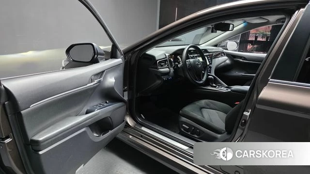 Toyota Camry (XV70) id 5048426 из Кореи 31