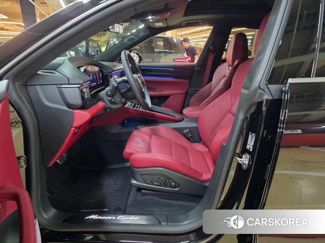 Porsche Makan EV id 4904046 из Кореи 20