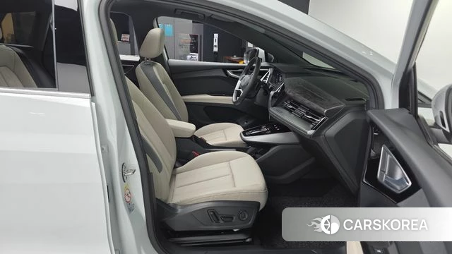 Audi Q4 e-Tron (F4) id 4974789 из Кореи 33