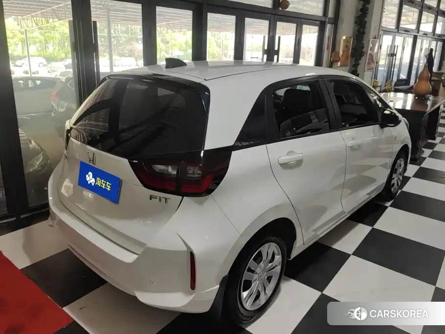 Honda Fit id 4576520 из Китая 16