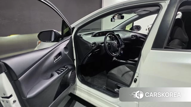 Toyota Prius 4th Generation id 4993049 из Кореи 20