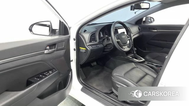 Hyundai Avante AD id 5042090 из Кореи 20