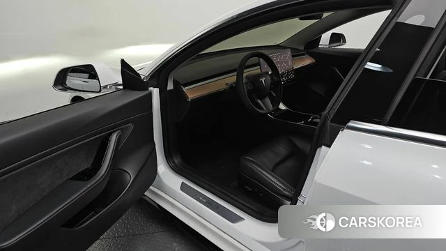 Tesla Model 3 id 4943551 из Кореи 20
