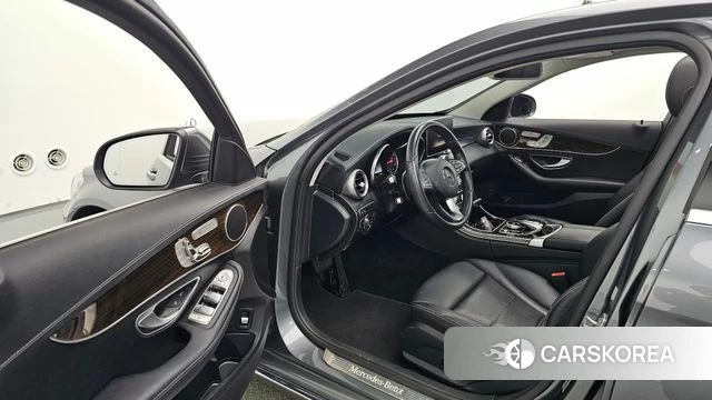 Mercedes-Benz C-Class W205 id 5019053 из Кореи 31