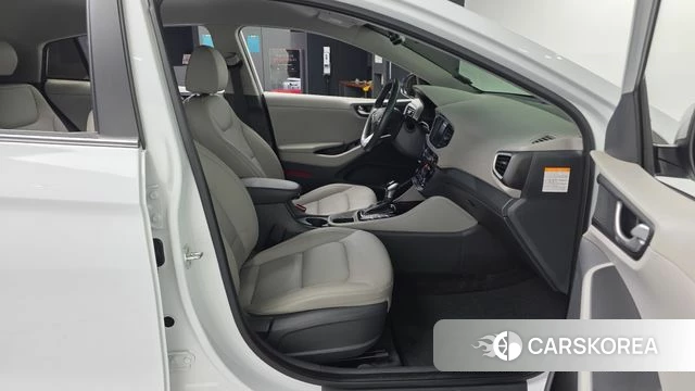 Hyundai Ionic Hybrid id 4944157 из Кореи 31