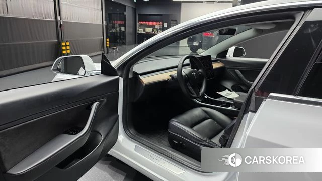 Tesla Model 3 id 4769896 из Кореи 33