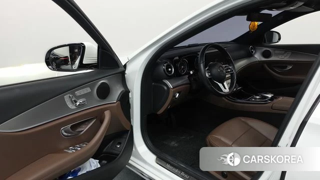 Mercedes-Benz E-Class W213 id 4849964 из Кореи 33