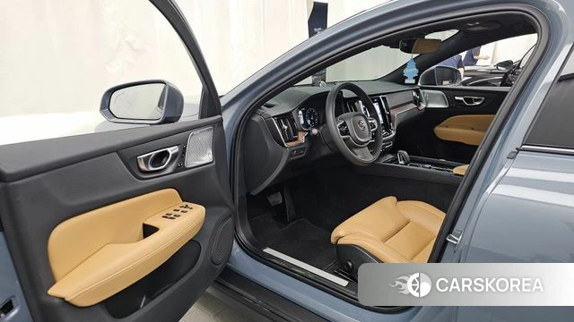 Volvo V60 Cross-Country 2nd Generation id 4518353 из Кореи 35