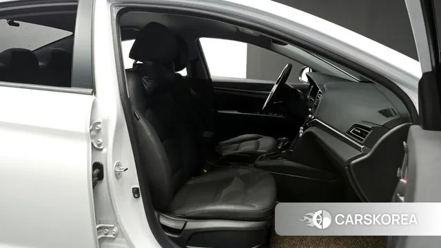 Hyundai The New Avante AD id 3742313 из Кореи 20