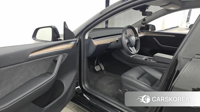 Tesla Model Y id 5032978 из Кореи 32