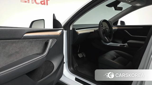 Tesla Model Y id 4898109 из Кореи 20