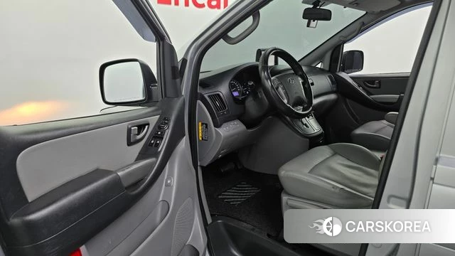 Hyundai The New Grand Starex id 4677434 из Кореи 31