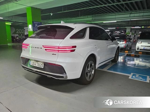 Genesis GV70 id 5032870 из Кореи 10