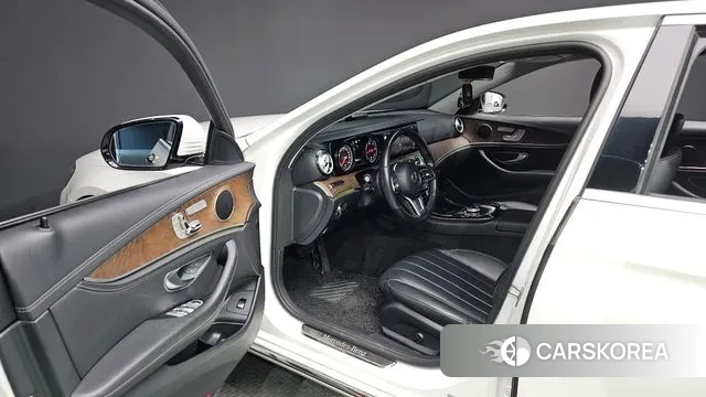 Mercedes-Benz E-Class W213 id 3112111 из Кореи 20