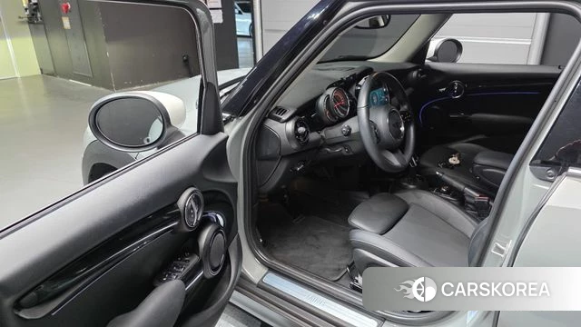 Mini Cooper id 5022403 из Кореи 30