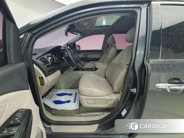 Kia The New Carnival id 4988063 из Кореи 20