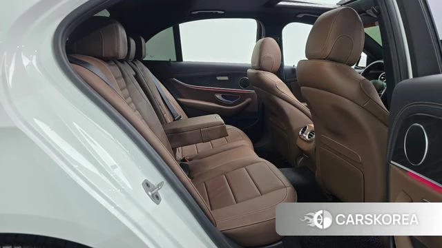 Mercedes-Benz E-Class W213 id 4905423 из Кореи 34