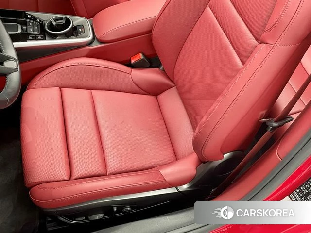 Porsche 911(992) id 4921444 из Кореи 20