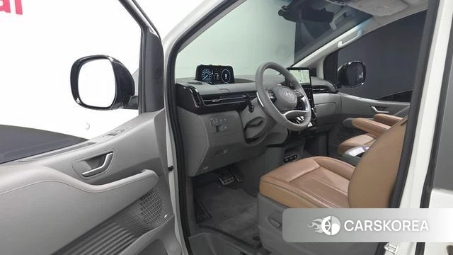 Hyundai Staria id 4749170 из Кореи 47
