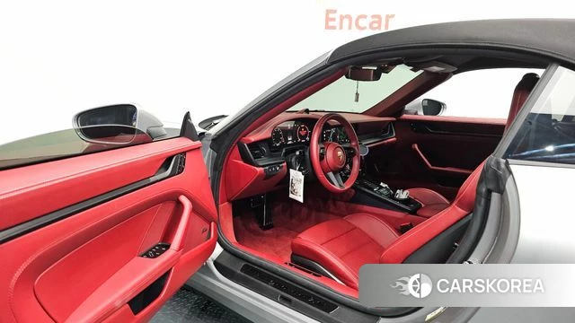 Porsche 911(992) id 4748788 из Кореи 33