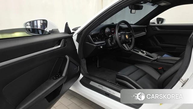 Porsche 911(992) id 4739623 из Кореи 20