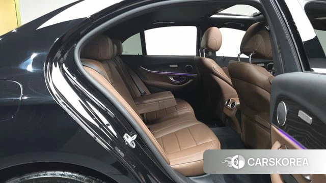 Mercedes-Benz E-Class W213 id 4996195 из Кореи 37