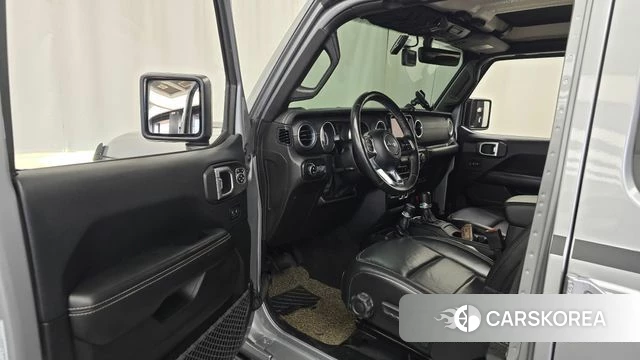 Jeep Wrangler (JL) id 4967712 из Кореи 31