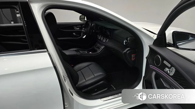 Mercedes-Benz E-Class W213 id 4936877 из Кореи 39