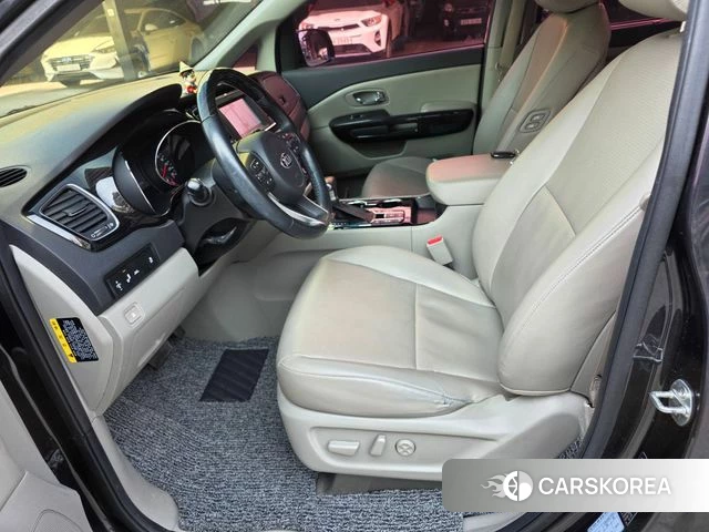 Kia The New Carnival id 3823912 из Кореи 20